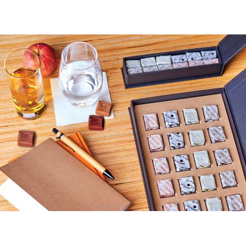 Coffret Elégance personnalisé 12 caramels